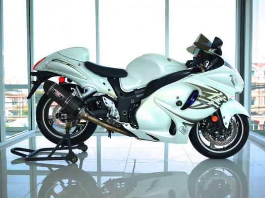 ขาย Suzuki Hayabusa ปี 2011 พร้อมทะเบียนแท้ ออกเรดบารอน สีเดิมทั้งคัน รถสวยมากๆไม่มีอุบัตติเหตุการันตรีสภาพให้