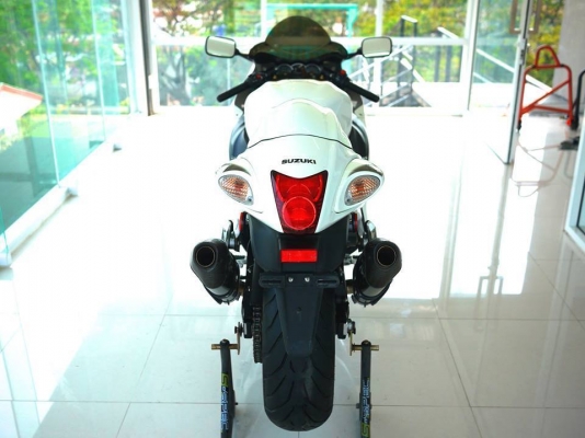 ขาย Suzuki Hayabusa ปี 2011 พร้อมทะเบียนแท้ ออกเรดบารอน สีเดิมทั้งคัน รถสวยมากๆไม่มีอุบัตติเหตุการันตรีสภาพให้