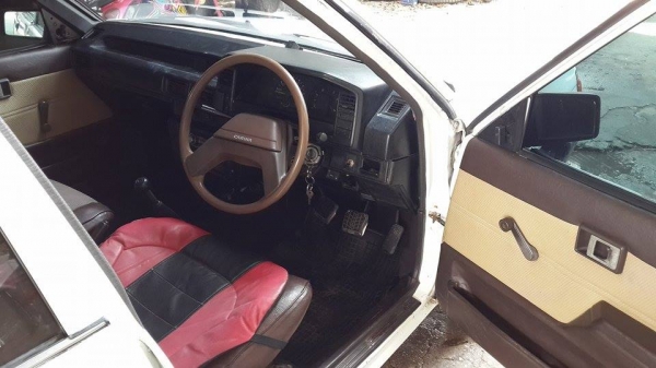 ของดีราคาถูก!!!! มาแล้วครับ!!!! Toyota ปี2529 สีขาว ราคา 19,500 ถูกมากๆๆครับ ++++++++