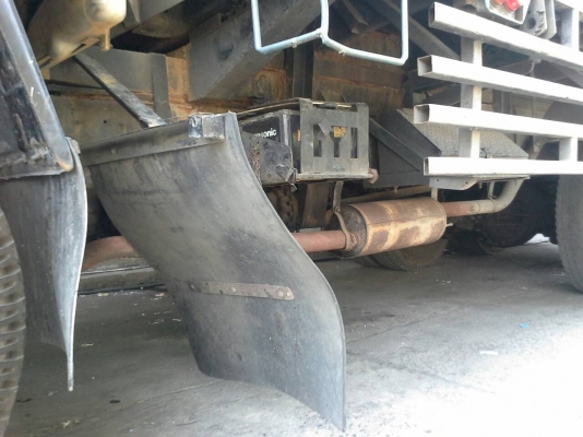 ขายด่วน,,รถสิบล้อเพลาเดียวดั้ม,,,ราคา 590,000 พร้อมใช้งาน,,