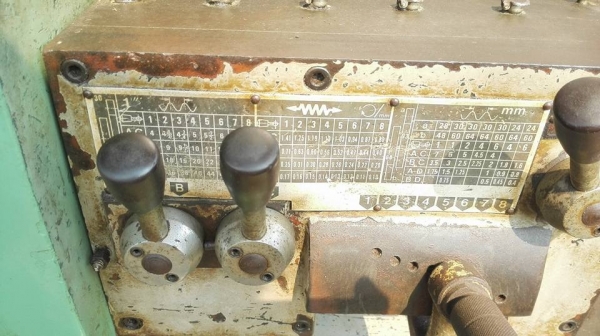 ==== Sold ==== แท่นกลึงต้าชิง 6 ฟุต 1000B 3 เพลาเกียร์บล็อค รู 2" ไฟ 380V รางคมสภาพดีพร้อมใช้มาเทสที่ร้านก่อนได้ครับ!!