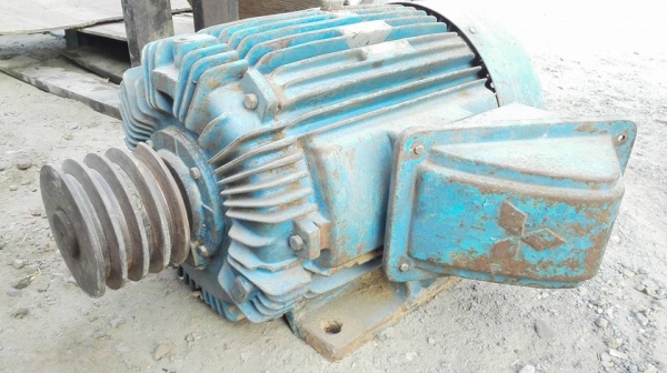 มอเตอร์ Mitsubishi Japan 50 HP 1450 RPM 380V สภาพดี สีเดิม ทุ่นเดิม วิ่งเงียบ(ไม่มีเนมเพลท)