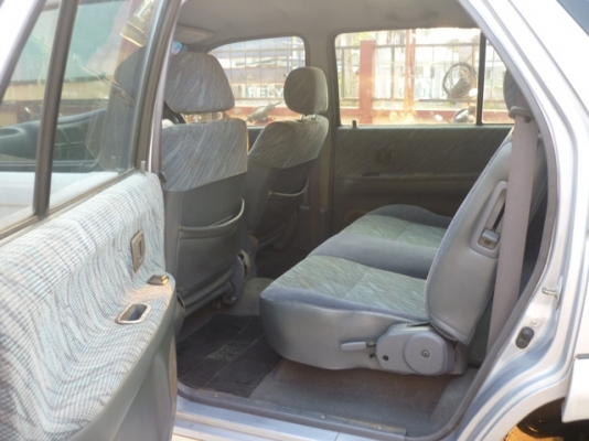 สปร์อตไรเดอร์ ขับสอง (เพชรน้ำเอก)  วิ่งน้อย ยังไม่เคยทำสี ราคาคุยกันได้ครับ.