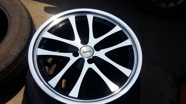 ขายล้อแม็กมือ2 kranze 17" สนใจติดต่อ ตาเล็ก ล้อและยาง 081-3747940 ขายล้อแม็กมือ2 kranze 17" สนใจติดต่อ ตาเล็ก ล้อและยาง 081-3747940