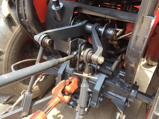 ขายรถไถ Kubota KRT140 พร้อมใบมีดและเครื่องตัดหญ้า รถเดิมๆ พร้อมใช้งาน