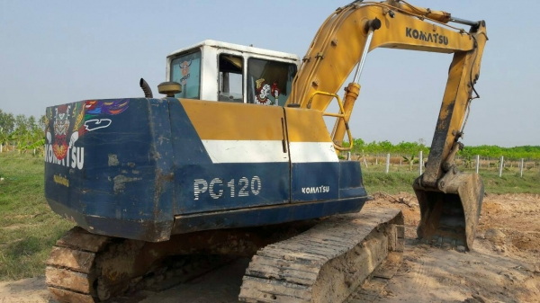 ขาย 535,000Komatsu PC120 รุ่น 5 เครื่องดี ปั้มดี เอวแน่น ช่วงล่างเต็มรถพร้อมใช้ 090-772-3710 090-772-3708 ขาย 535,000Komatsu PC120 รุ่น 5 เครื่องดี ปั้มดี เอวแน่น ช่วงล่างเต็มรถพร้อมใช้ 090-772-3710 090-772-3708
