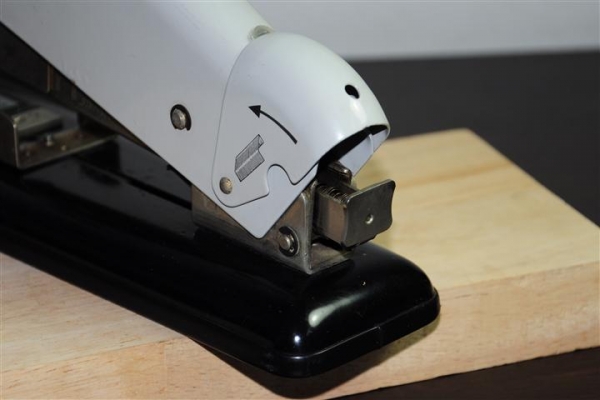 เครื่องเย็บกระดาษขนาดใหญ่ Rapid 9 Made in Sweden