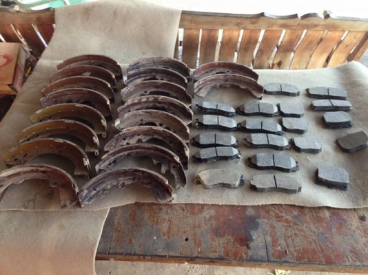 ขายเหมาผ้าเบรค ของใหม่ยังไม่ผ่านการใช้งาน