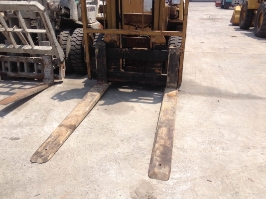 ขาย TCM ฟอร์คลิฟท์ 3.5 ตัน ดีเซล สวมปลอกงายาว เสาสูง 4 เมตร