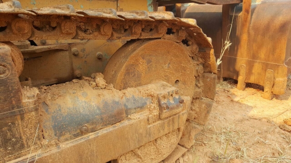 ขาย แทรคเตอร์ KOMATSU D50S-16 สภาพสวยพร้อมใช้งาน ช่วงล่างดี เอกสารใบซื้อขาย