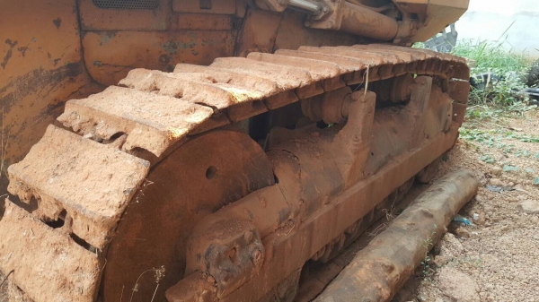 ขาย แทรคเตอร์ KOMATSU D50S-16 สภาพสวยพร้อมใช้งาน ช่วงล่างดี เอกสารใบซื้อขาย