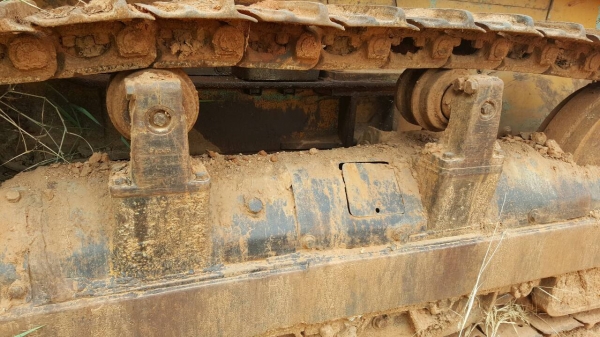 ขาย แทรคเตอร์ KOMATSU D50S-16 สภาพสวยพร้อมใช้งาน ช่วงล่างดี เอกสารใบซื้อขาย