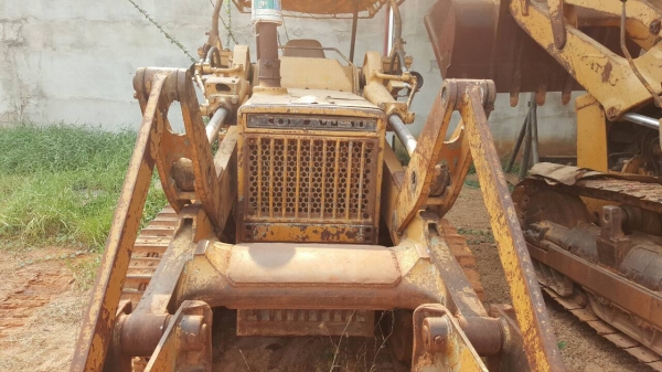 ขาย แทรคเตอร์ KOMATSU D50S-16 สภาพสวยพร้อมใช้งาน ช่วงล่างดี เอกสารใบซื้อขาย