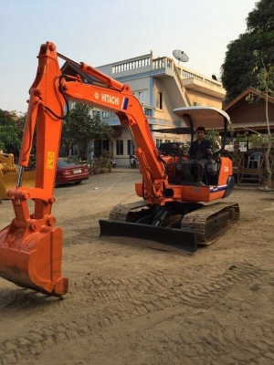 ขายรถขุดแบคโฮ HITACHI EX40 ขนาดPc40 รถเก่านอกแท้ 100\% (คอลโทลสั้น ปั๊มนิ้ว ระบบไว) เครื่องแน่น ปั๊มแรง แทรคเหล็ก รถพร้อมใช้งาน เอกสารใบอินวอยครบ