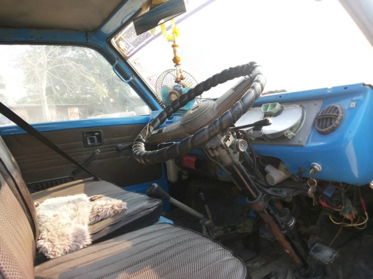 รถบรรทุก 4 ล้อใหญ่ ISUZU ปี 24 ดั๊มพ์ได้เครื่อง 85 แรง ราคา 165,000 บ. (ต่อรอง) รถอยู่สระบุรี