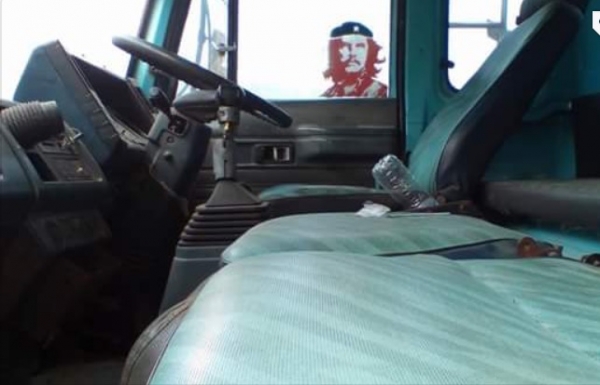 ISUZU ROCKY FXZ 240 HP 6SD1 สิบล้อดั๊มพ์ 2 เพลา กระบะดั๊มพ์คอกมิเนียม 12 ตันสวยๆพร้อมใช้งาน ร็อก 210 วางเครื่อง 240 แรงเครื่องแรงดีมากครับไม่มีแตกเยิ้มลงเล่มครบถูกต้อง เกียร์อีตั้น ภายในเก๋งคอนโซลสวยครบพร้อม พวงมาลัยเพาเวอร์ ระบบเบรคทริ๊ปฟี้ครบครัน ช่วงล่