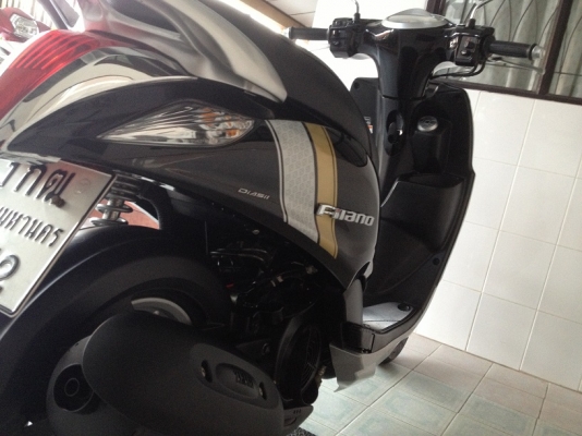 Filano ลายEuropean วิ่ง9000 ปี56 (ของแถม 4 รายการ)