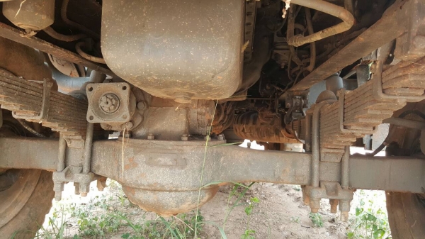 ขาย 10 ล้อ 3 เพลา GMC สภาพสวยใช้งานได้ปกติ เครื่อง 260 แรงม้า คัสซีสวยตลอดเส้น พวงมาลัยซ้าย ทะเบียนครบพร้อมโอน