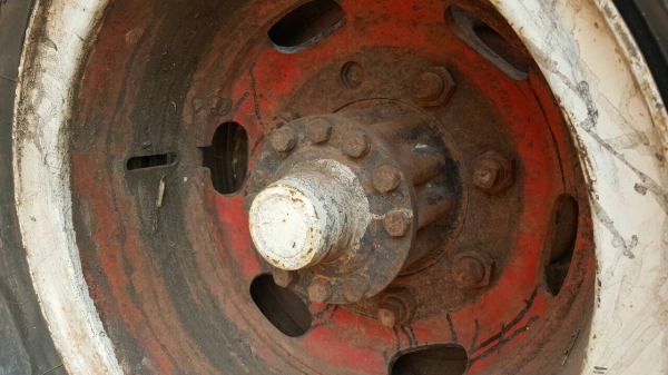 ขาย เทนเลอร์ 10 ล้อ หัวยาว เพลาเดียว คัสซีสวยตลอดเส้น เครื่อง 6BD1 165 แรงม้า ช่วงล่างใหญ่ลูกหมากร้อย สโลว์เกียร์กลาง ทะเบียนเต็มพร้อมโอน ราคาต่อรองได้ครับ