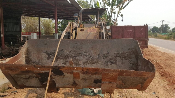 ขาย รถตัก KOBELCO LK300-A เอวอ่อน มีเล่มทะเบียน รถพร้อมใช้ เครื่องดี ปั้มดี ราคาต่อรองได้ครับ