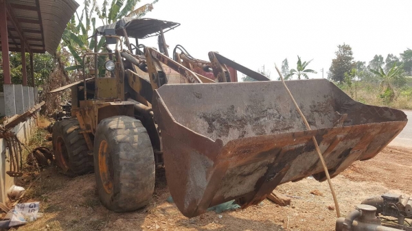 ขาย รถตัก KOBELCO LK300-A เอวอ่อน มีเล่มทะเบียน รถพร้อมใช้ เครื่องดี ปั้มดี ราคาต่อรองได้ครับ