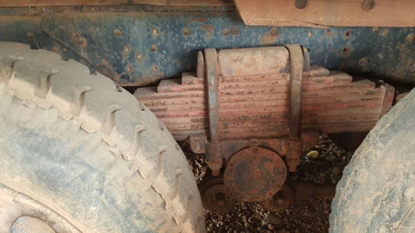 ขายตามสภาพ 10 ล้อหัวยาว เพลาเดียว ไม่มีเครื่อง ช่วงล่างใหญ่ FUSO เกียร์ HO เกียร์กลาง คัสซีสวยตลอดเส้น ทะเบียนครบพร้อมชุดโอน