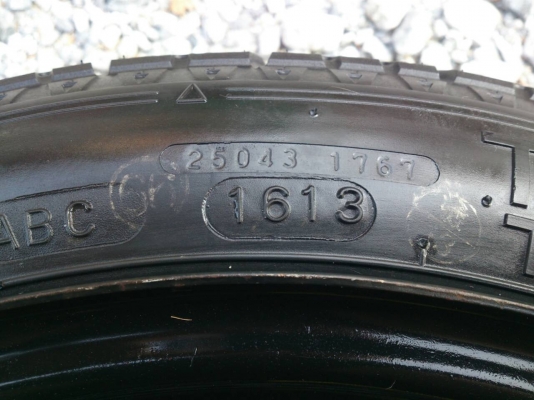 ขายยางอะไหล่พร้อมกะทะ มิซู มิราจ 4รูขอบ14 ยางMAXXISปี13 ใหม่ๆ จำนวน 1 เส้น