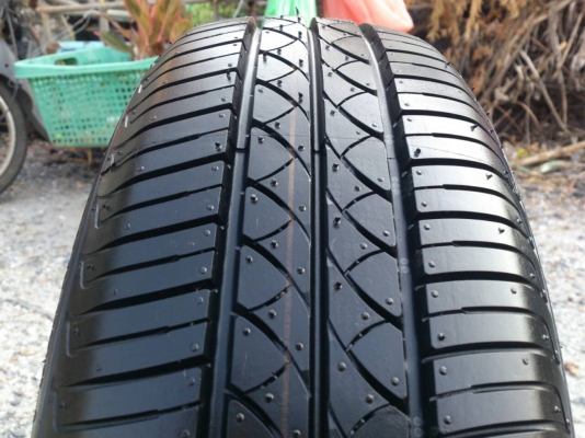 ขายยางอะไหล่พร้อมกะทะ นิสสัน มาร์ช 4รูขอบ14 ยางMAXXIS165/70R14 ปี13 ใหม่ๆ จำนวน 1 เส้น