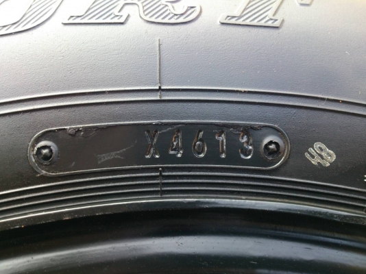 ขายยางอะไหล่พร้อมกะทะ TOYOTA INOVA5รูขอบ15 ยางDUNLOP205/65R15 ปี13 ใหม่ๆจำนวน 1 เส้น