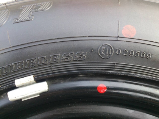 ขายยางอะไหล่พร้อมกะทะ TOYOTA INOVA5รูขอบ15 ยางDUNLOP205/65R15 ปี13 ใหม่ๆจำนวน 1 เส้น