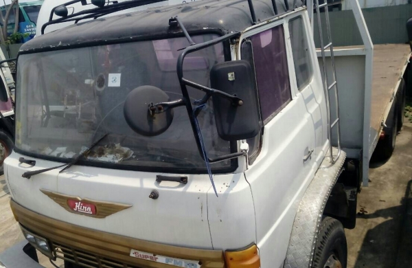 สิบล้อ ฮีโน่ ZM704 EK100-260เเรง เพาเดียว พื้นเรียบยาว 6.50ม สภาพดีพร้อมใช้งาน ทะเบียนพร้อมโอน เหมาะสำหรับทำ รถเทนเลอร์ เครือง 370,000แรง ครับ สิบล้อ ฮีโน่ ZM704 EK100-260เเรง เพาเดียว พื้นเรียบยาว 6.50ม สภาพดีพร้อมใช้งาน ทะเบียนพร้อมโอน เหมาะสำหรับทำ รถเทนเลอร์ เครือง 370,000แรง ครับ