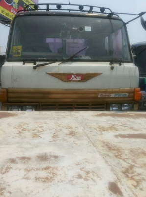 สิบล้อ ฮีโน่ ZM704 EK100-260เเรง เพาเดียว พื้นเรียบยาว 6.50ม สภาพดีพร้อมใช้งาน ทะเบียนพร้อมโอน เหมาะสำหรับทำ รถเทนเลอร์ เครือง 370,000แรง ครับ สิบล้อ ฮีโน่ ZM704 EK100-260เเรง เพาเดียว พื้นเรียบยาว 6.50ม สภาพดีพร้อมใช้งาน ทะเบียนพร้อมโอน เหมาะสำหรับทำ รถเทนเลอร์ เครือง 370,000แรง ครับ