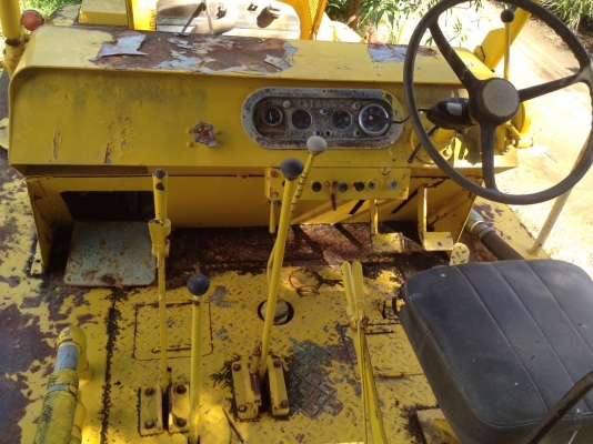 ขายรถบด ล้อยาง 9 ล้อ