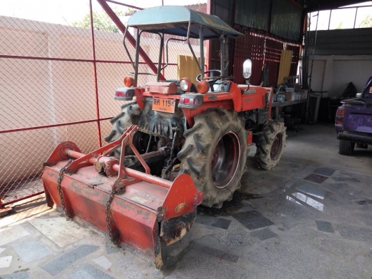 รถไถ่L3408