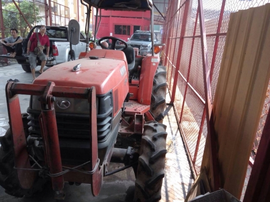 รถไถ่L3408