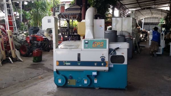 เครื่องสีข้าวกล้องเก่าญี่ปุ่น  SATAKE  รุ่น GPS450AX  สภาพเครื่องสวย พร้อมใช้งาน