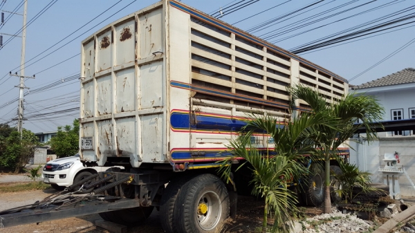 ขายลูกพ่วง 3 เพลาไม่ดั้ม ปี 50 ยาว 7.20 เมตร อู่สหกิจ สภาพดี