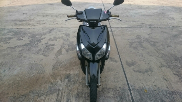 click เครื่องดีเยี่ยม พร้อมใช้งาน