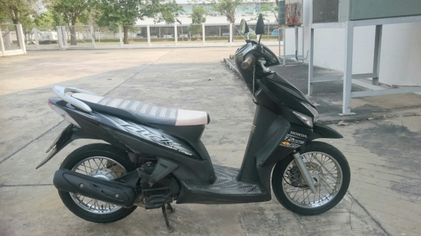 click เครื่องดีเยี่ยม พร้อมใช้งาน