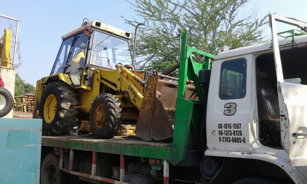 tractor-backhoe ได้จัดส่งรถJCB หน้าตักหลังหลังขุดไปชลบุรี ศรีราชา เรียบร้อยแล้วครับ ขอบคุณลูกค้ามากๆครับ tractor-backhoe ได้จัดส่งรถJCB หน้าตักหลังหลังขุดไปชลบุรี ศรีราชา เรียบร้อยแล้วครับ ขอบคุณลูกค้ามากๆครับ