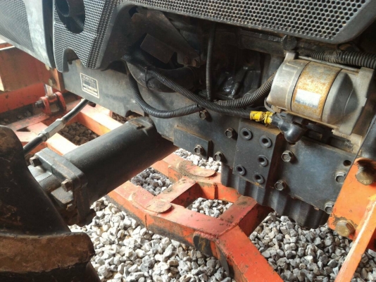 ขายรถไถ KUBOTA L3408 รถไร่สภาพเดิมๆ พร้อมดันหน้า และผาน5 รถพร้อมใช้งาน ราคา 195,000 อ.แกลง จ.ระยอง มีรถขนส่งบริการทั่วไทย DC Tractor Rayong =0818618678 ,0899347475 id line=0818618678 id line=0899347475 https://www.facebook.com/Tractors-Rayong-307154532717