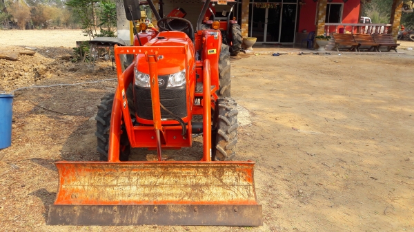 ขายรถไถL3608ใบมีดผาล6ตราข้างพร้อมใช้ครับ