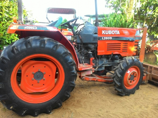 ขายรถไถ KUBOTA L2605 พร้อมดันหน้า และผาน5  รถพร้อมใช้งาน ราคา 148,000  อ.แกลง จ.ระยอง มีรถขนส่งบริการทั่วไทย DC Tractor Rayong =0818618678 ,0899347475 id line=0818618678 id line=0899347475  https://www.facebook.com/Tractors-Rayong-307154532717928/photos_s