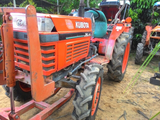 ขายรถไถ KUBOTA L2605 พร้อมดันหน้า และผาน5  รถพร้อมใช้งาน ราคา 148,000  อ.แกลง จ.ระยอง มีรถขนส่งบริการทั่วไทย DC Tractor Rayong =0818618678 ,0899347475 id line=0818618678 id line=0899347475  https://www.facebook.com/Tractors-Rayong-307154532717928/photos_s