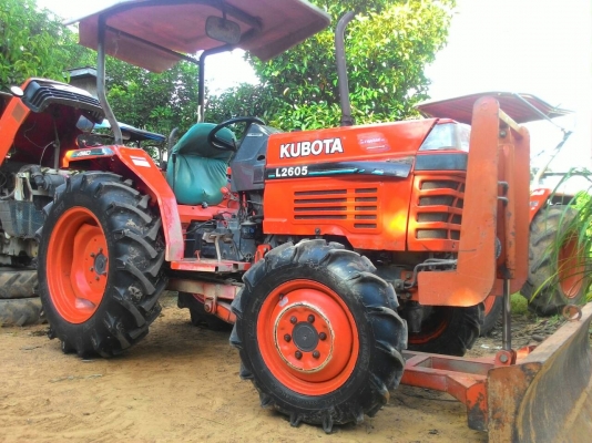 ขายรถไถ KUBOTA L2605 พร้อมดันหน้า และผาน5  รถพร้อมใช้งาน ราคา 148,000  อ.แกลง จ.ระยอง มีรถขนส่งบริการทั่วไทย DC Tractor Rayong =0818618678 ,0899347475 id line=0818618678 id line=0899347475  https://www.facebook.com/Tractors-Rayong-307154532717928/photos_s