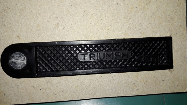 ขายฉากเป็น TRIUMPH Made in Japan. งานใหม่เก่าเก็บ