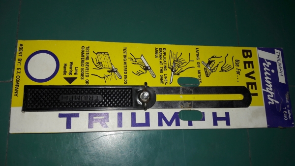 ขายฉากเป็น TRIUMPH Made in Japan. งานใหม่เก่าเก็บ