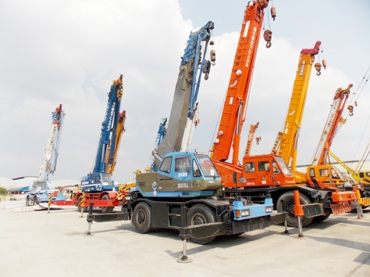 สำหรับคนที่หาเครน 4 ล้อ 16 ตัน