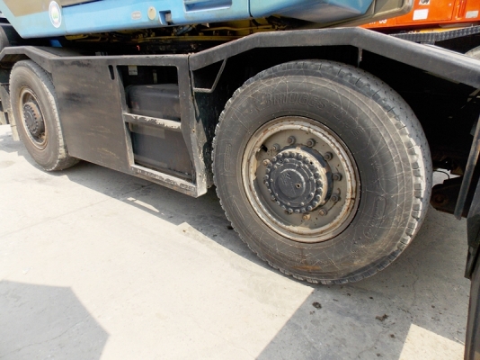 สำหรับคนที่หาเครน 4 ล้อ 16 ตัน