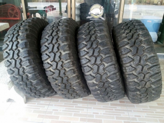 กระทะเหล็กลาย rock crawler51 พร้อมยาง maxxis mud 33x12.5 ปี 2015